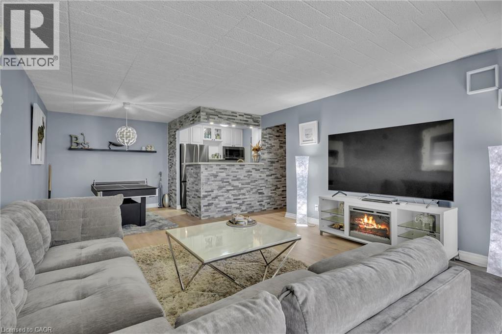 MLS® listing #29639003 for sale located at 80 BRECKENRIDGE Drive Unit# 107