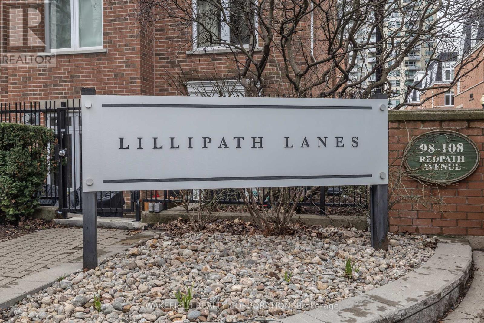 MLS® listing #29639093 for sale located at 02 - 89 LILLIAN STREET