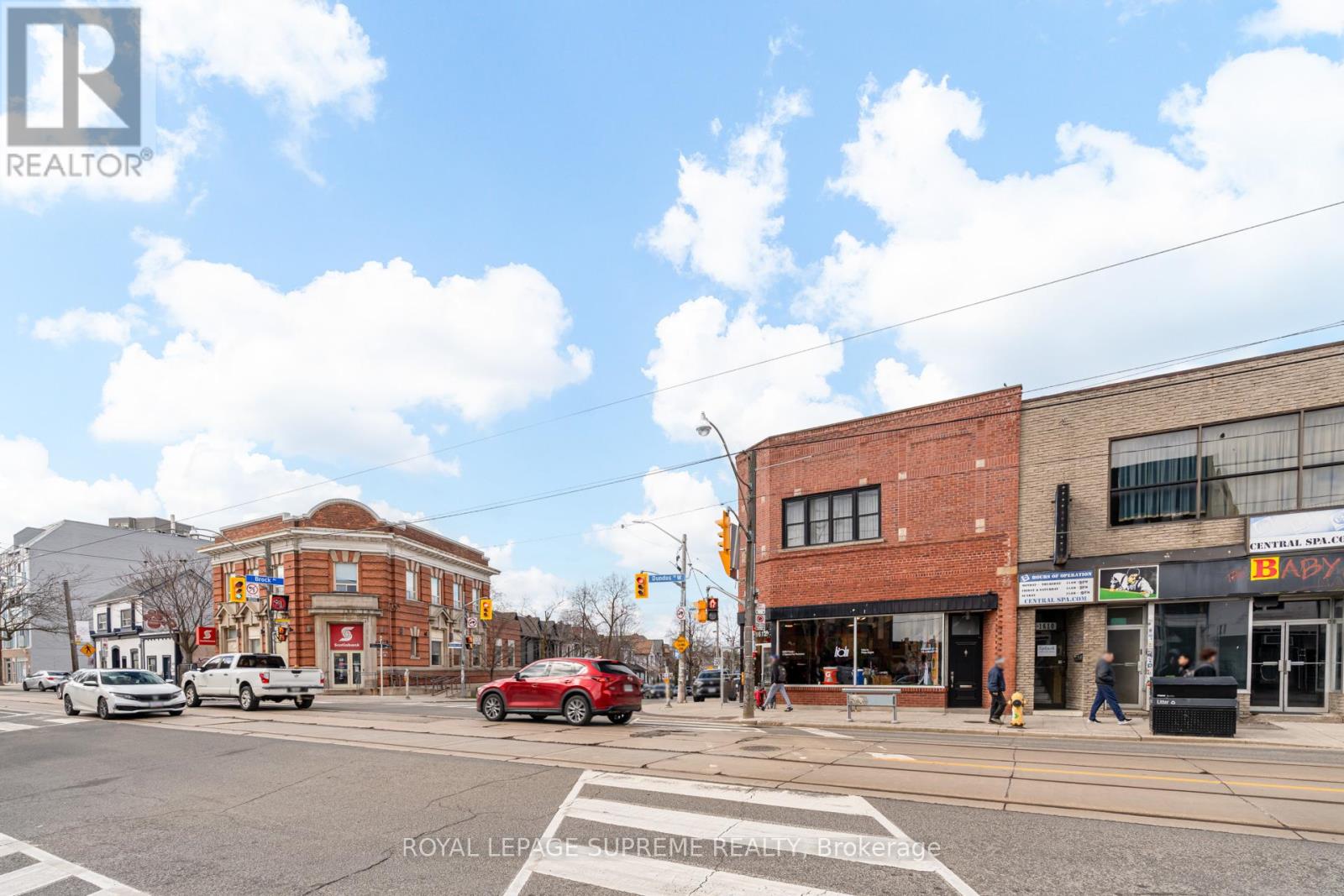 MLS® listing #29639269 for sale located at 1612 DUNDAS STREET W