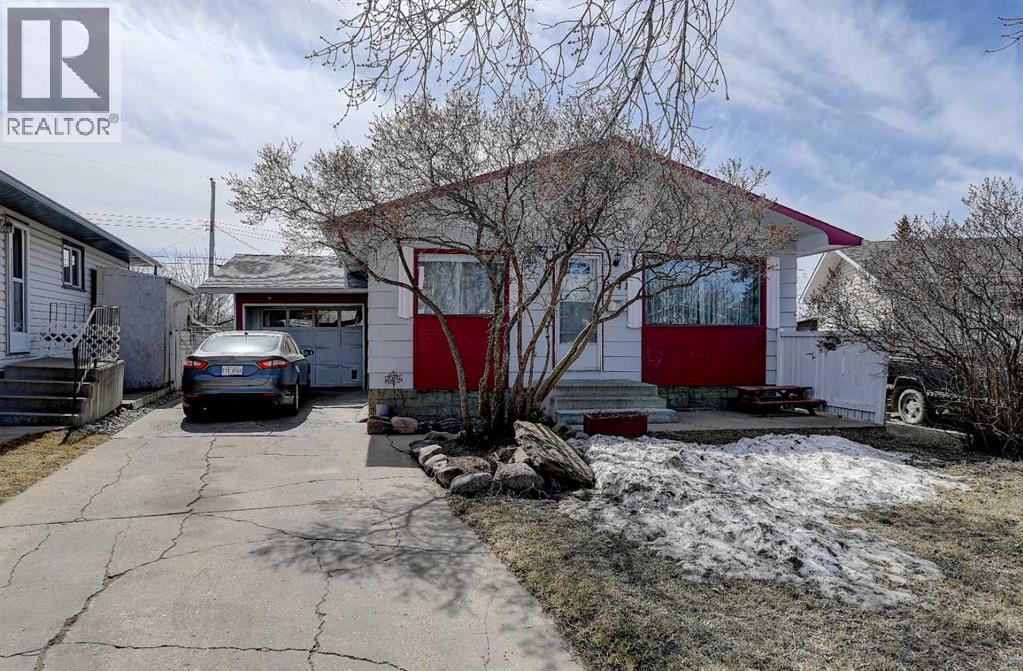 MLS® listing #29640722 for sale located at 9741 119 Avenue