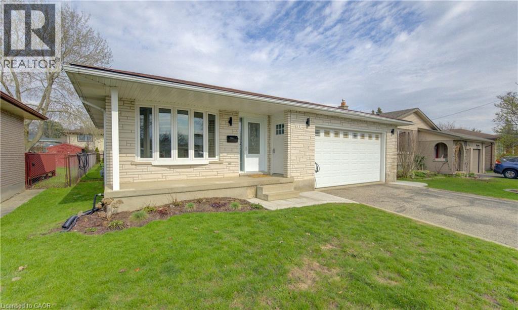 MLS® listing #29641068 for sale located at 198 THE COUNTRY Way