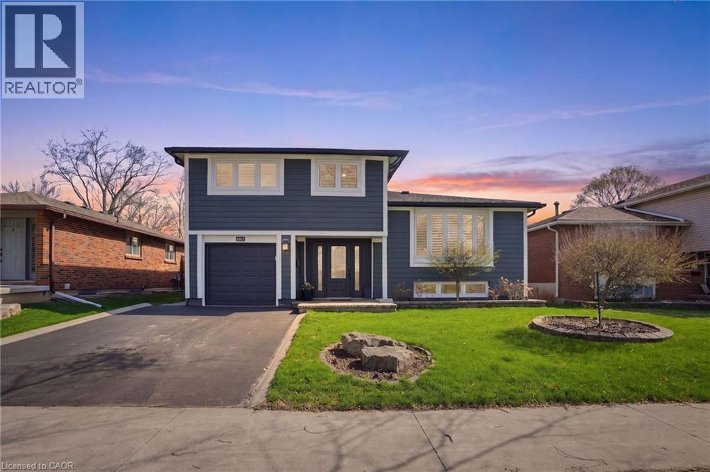 MLS® listing #29641251 for sale located at 663 MULLIN Way