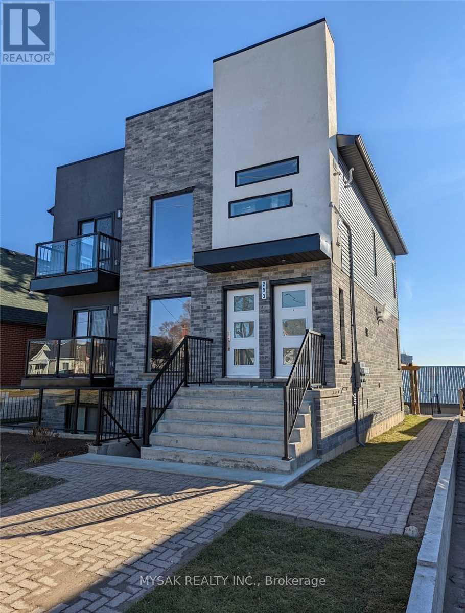 MLS® listing #29642482 for sale located at 1 - 293 BLUCHER BOULEVARD