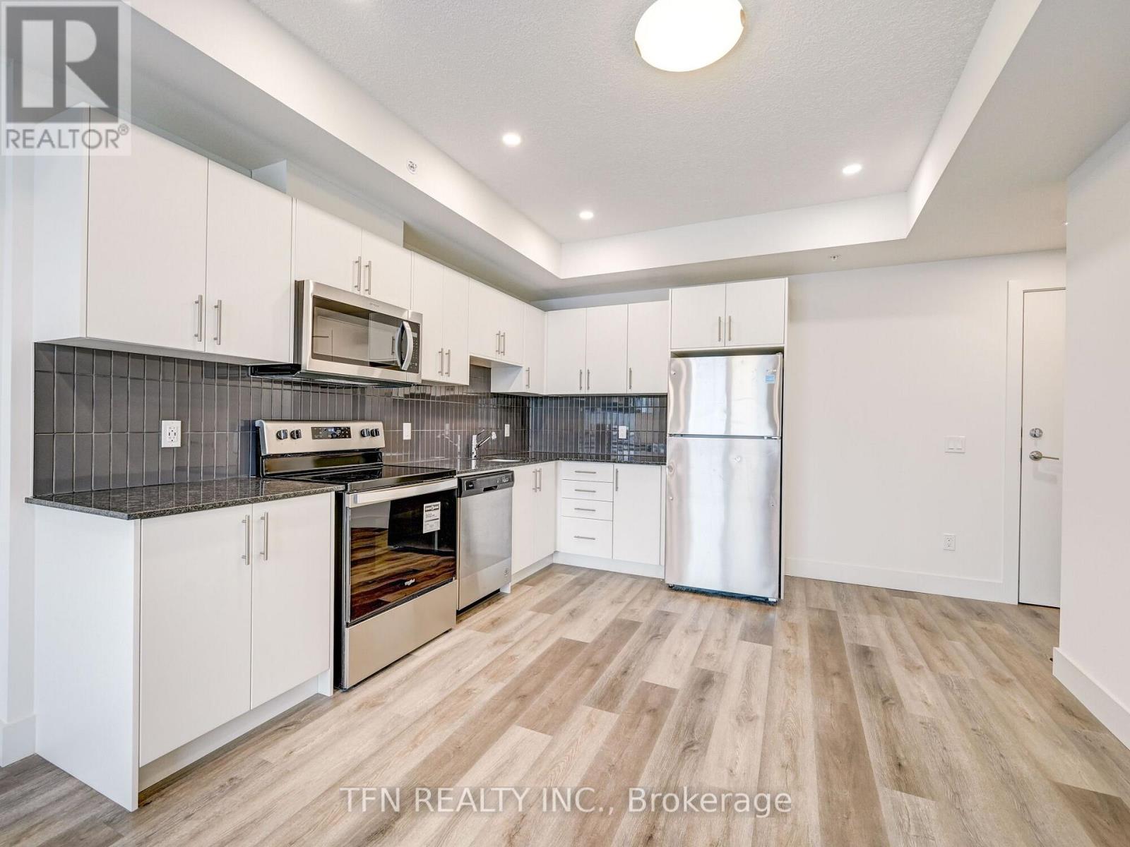 MLS® listing #29643766 for sale located at 307 - 107 ROGERS STREET N
