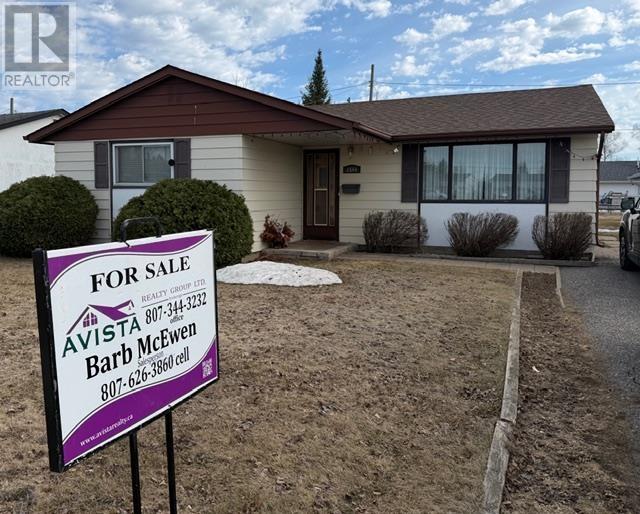 MLS® listing #29644799 for sale located at 1500 Mary St West