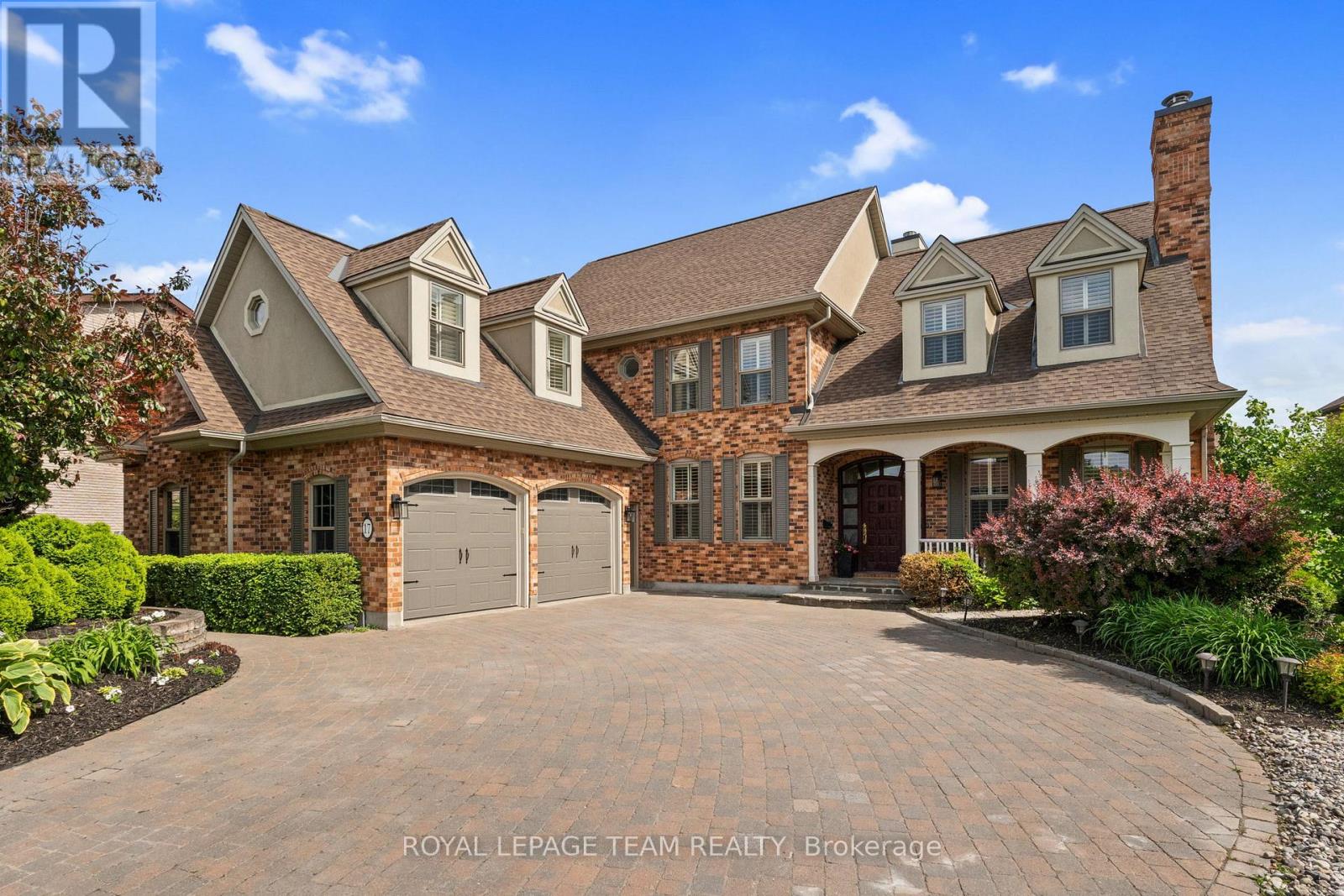 MLS® listing #29645621 for sale located at 17 CRAIGMOHR COURT