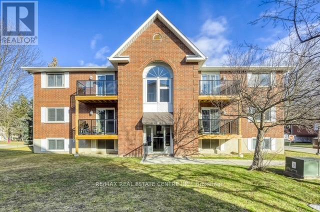 MLS® listing #29645950 for sale located at 902 - 565 GREENFIELD AVENUE