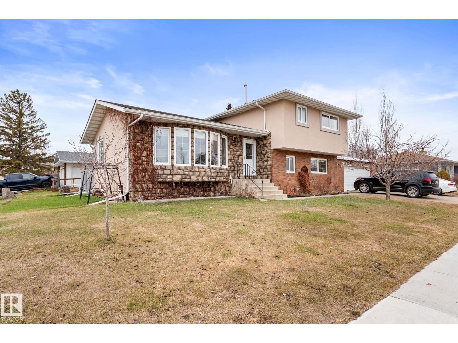 MLS® listing #29648245 for sale located at 16424 106 ST NW