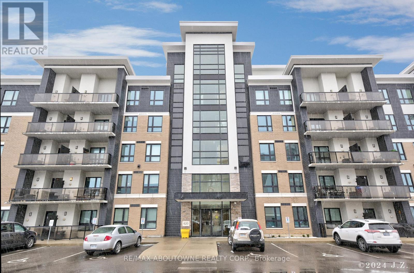 MLS® listing #29651541 for sale located at 203 - 620 SAUVE STREET