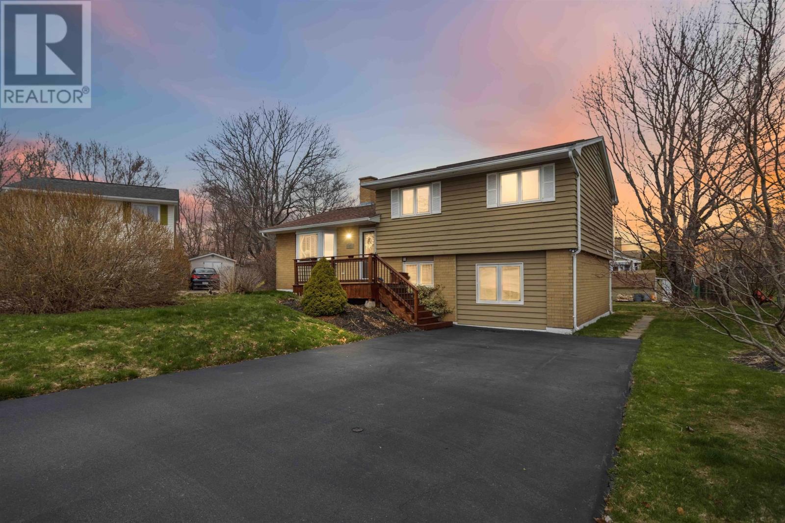 MLS® listing #29652582 for sale located at 47 Ancaster Court