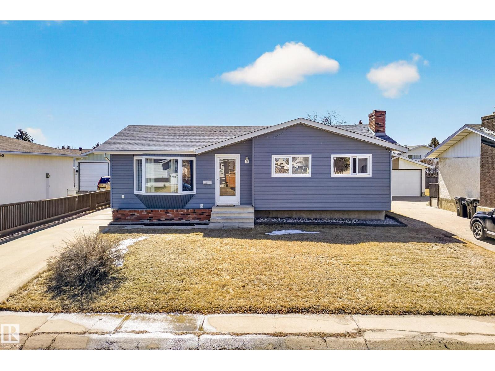 MLS® listing #29652678 for sale located at 11427 161 AV NW