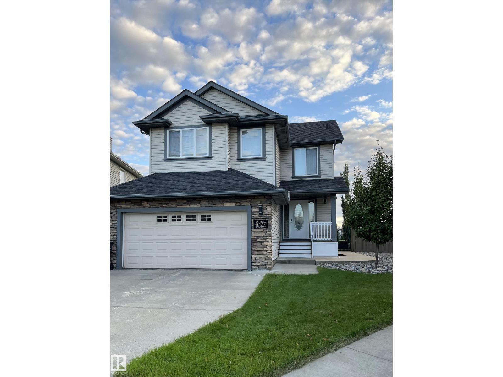 MLS® listing #29652866 for sale located at 8477 SLOANE CR NW