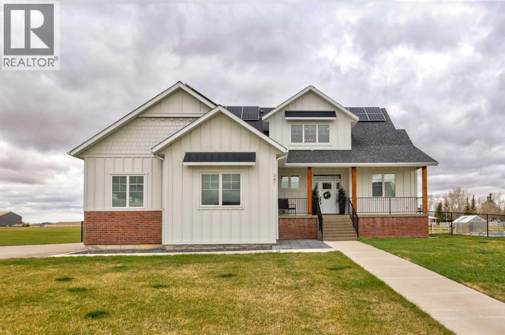 MLS® listing #29655372 for sale located at 347 1 Avenue  N