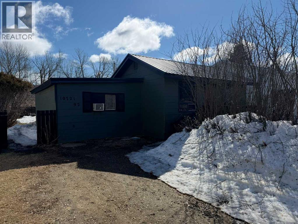 MLS® listing #29656344 for sale located at 10721 92 Street