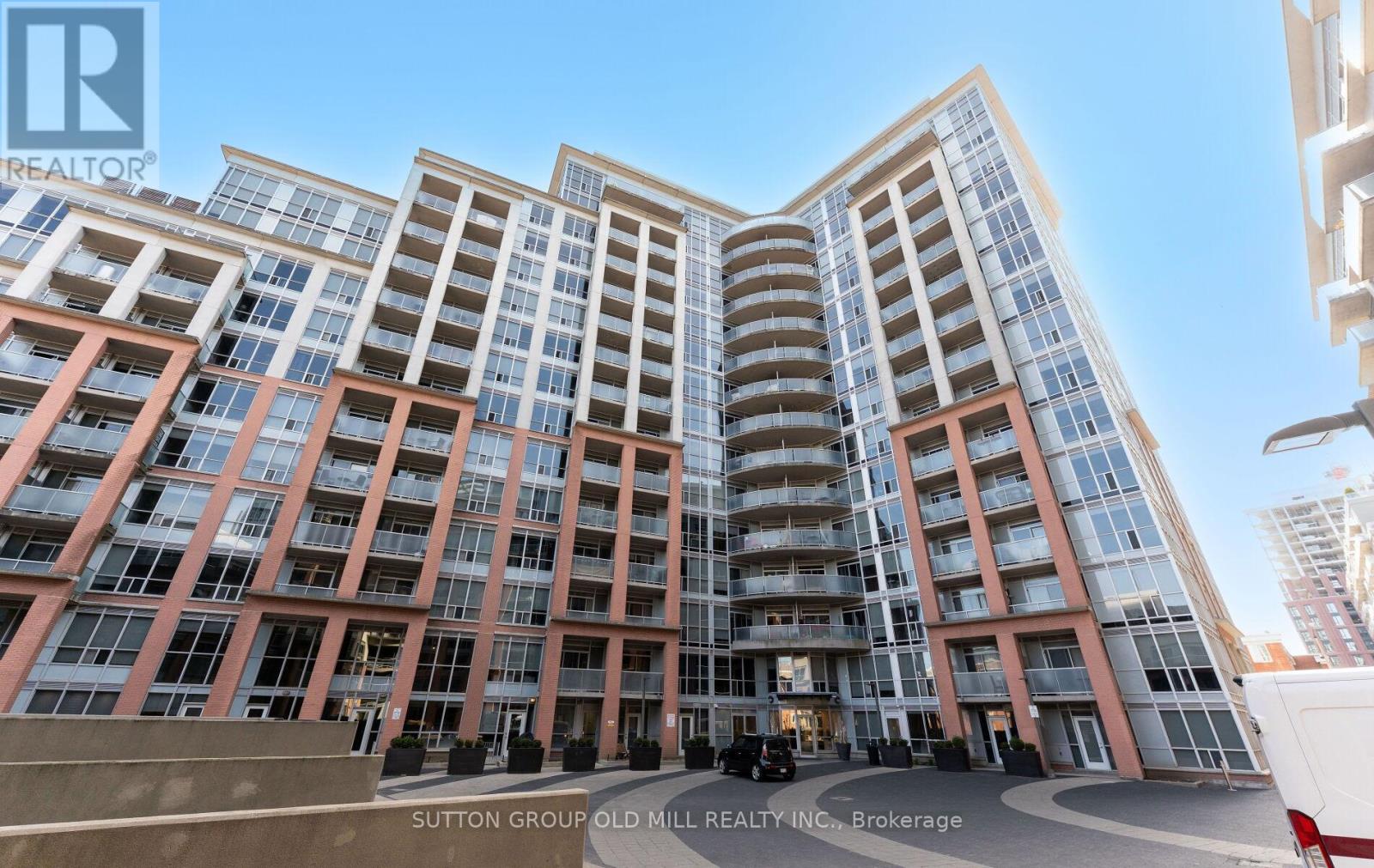 MLS® listing #29656419 for sale located at LPH 29 - 1 SHAW STREET