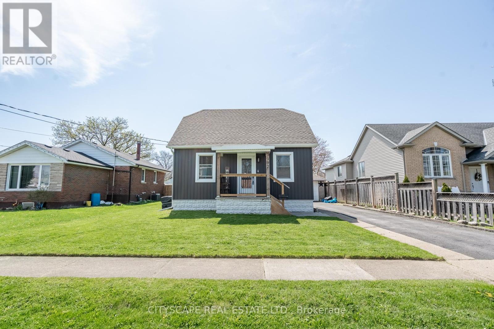 MLS® listing #29657037 for sale located at 7992 PETER STREET