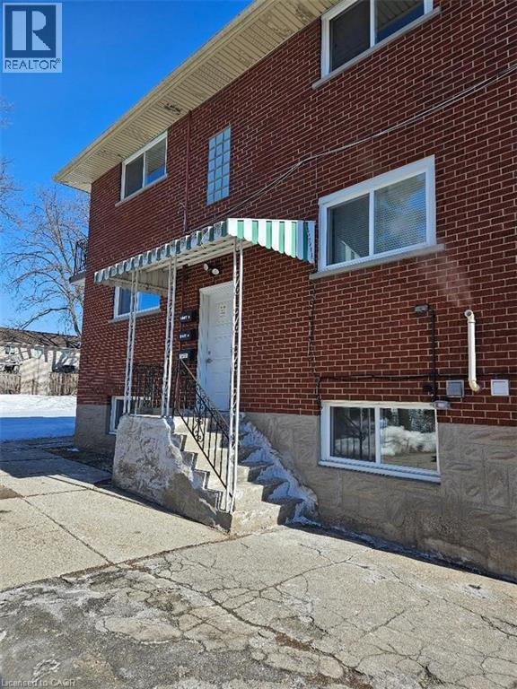 MLS® listing #29657050 for sale located at 240 DUKE Street E Unit# 5