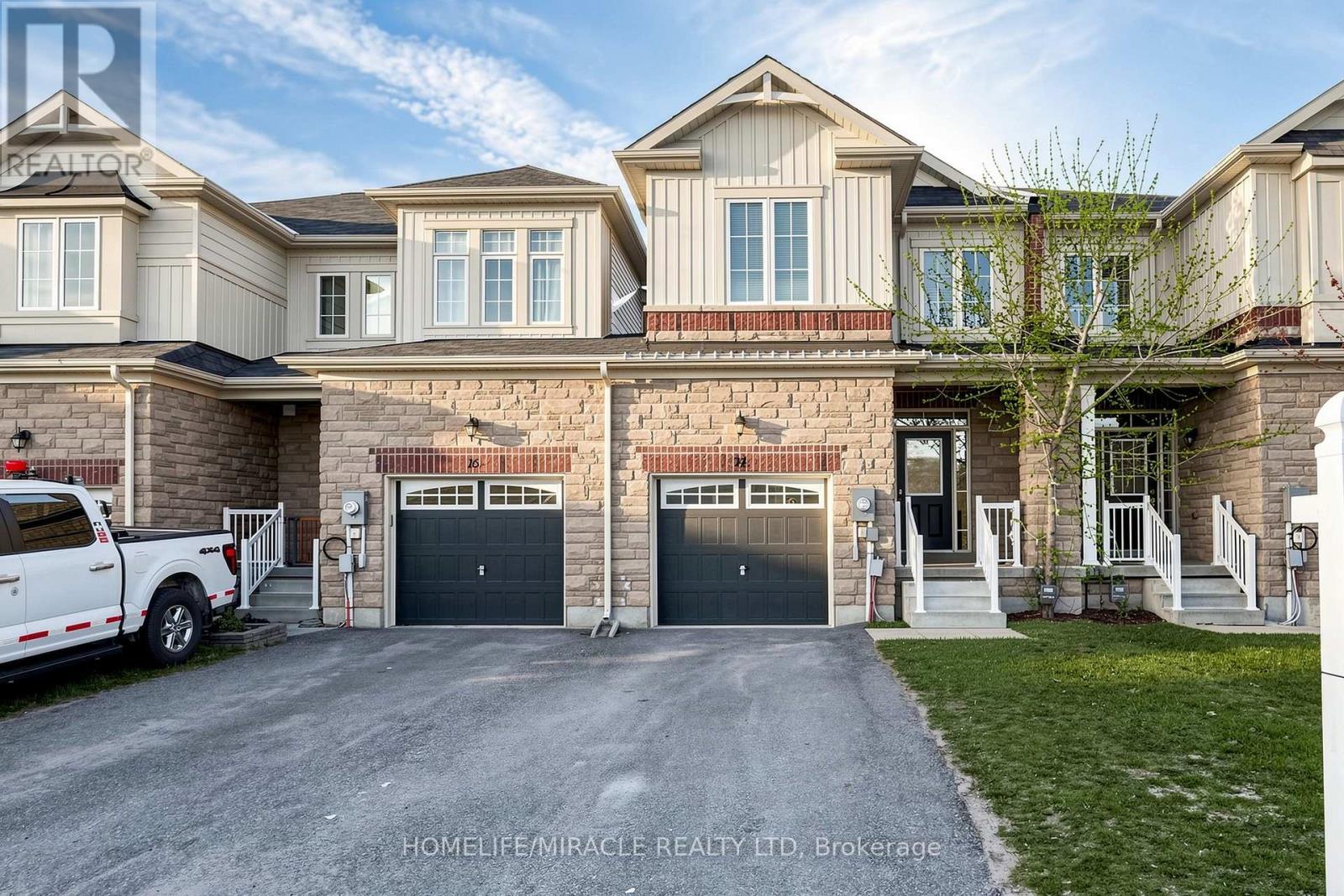 MLS® listing #29657140 for sale located at 14 GREENWOOD DRIVE