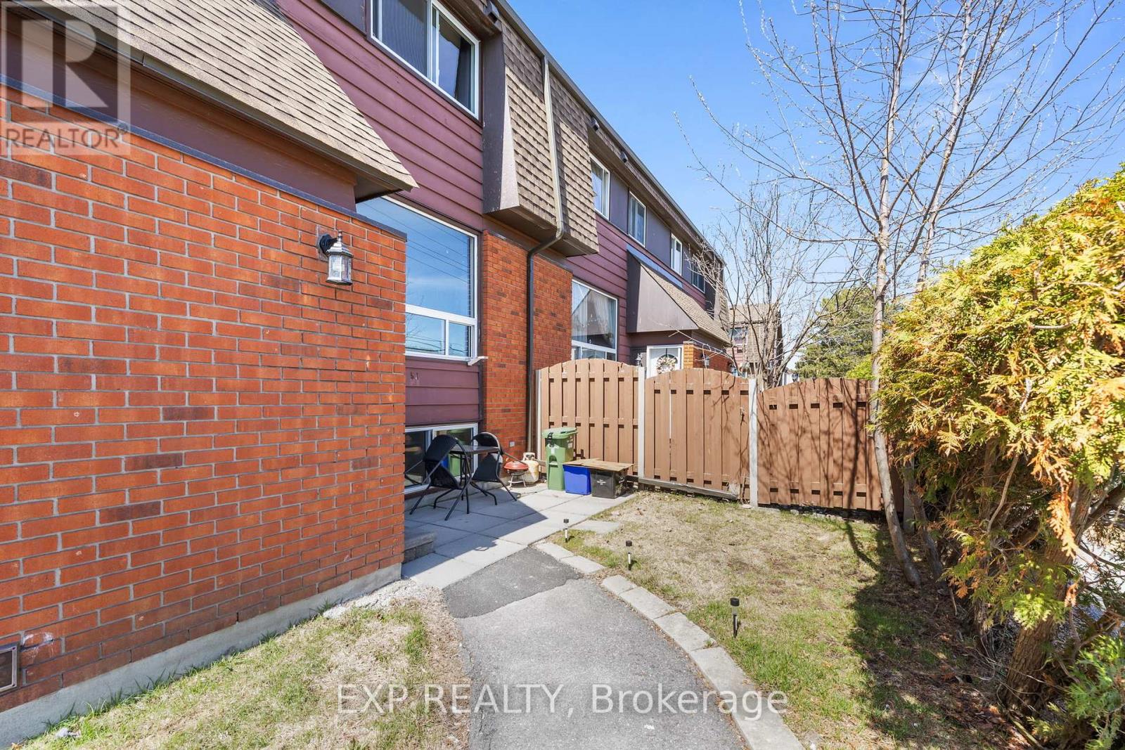 MLS® listing #29657296 for sale located at I - 5 BANNER ROAD