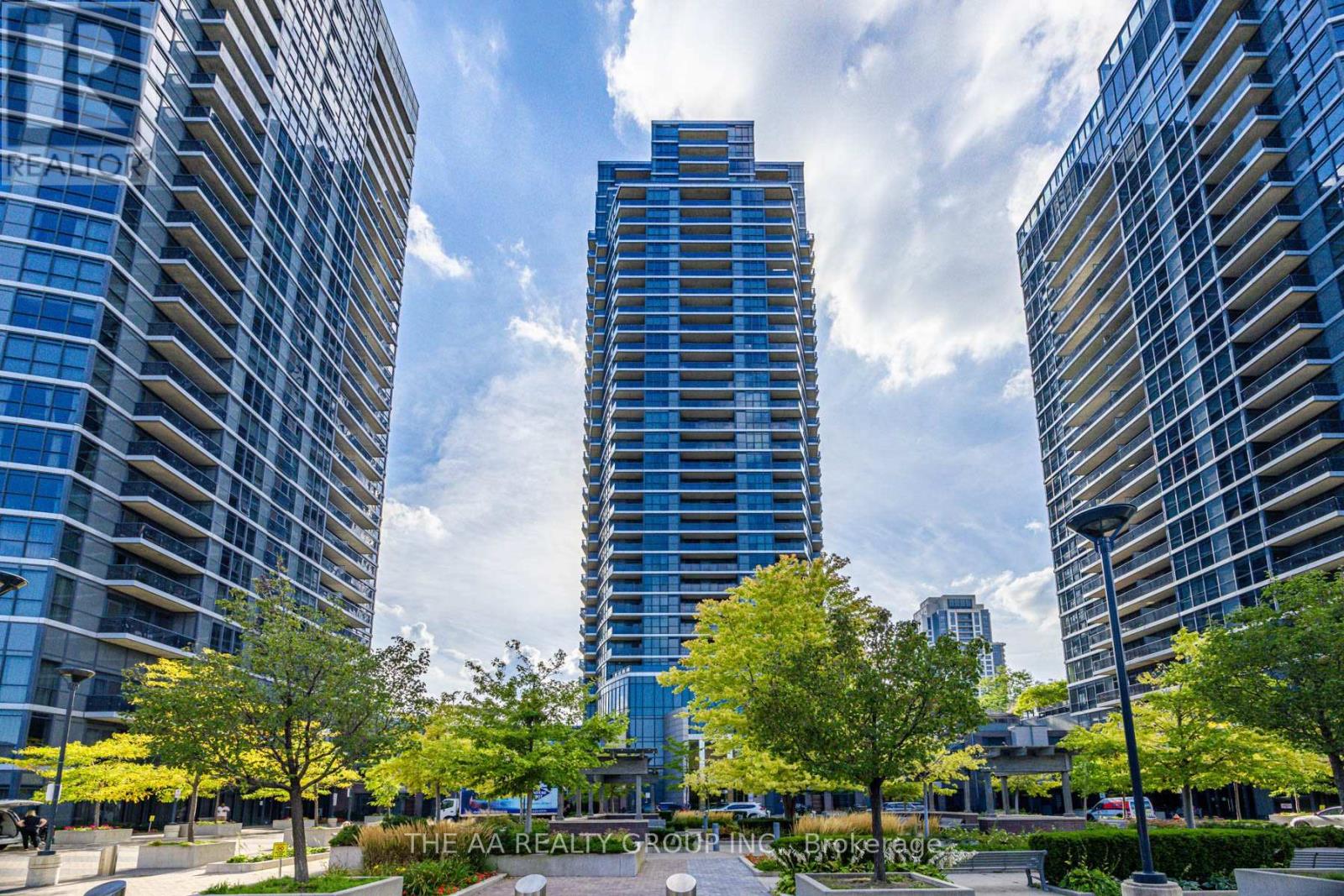 MLS® listing #29657599 for sale located at 2111 - 5 VALHALLA INN ROAD