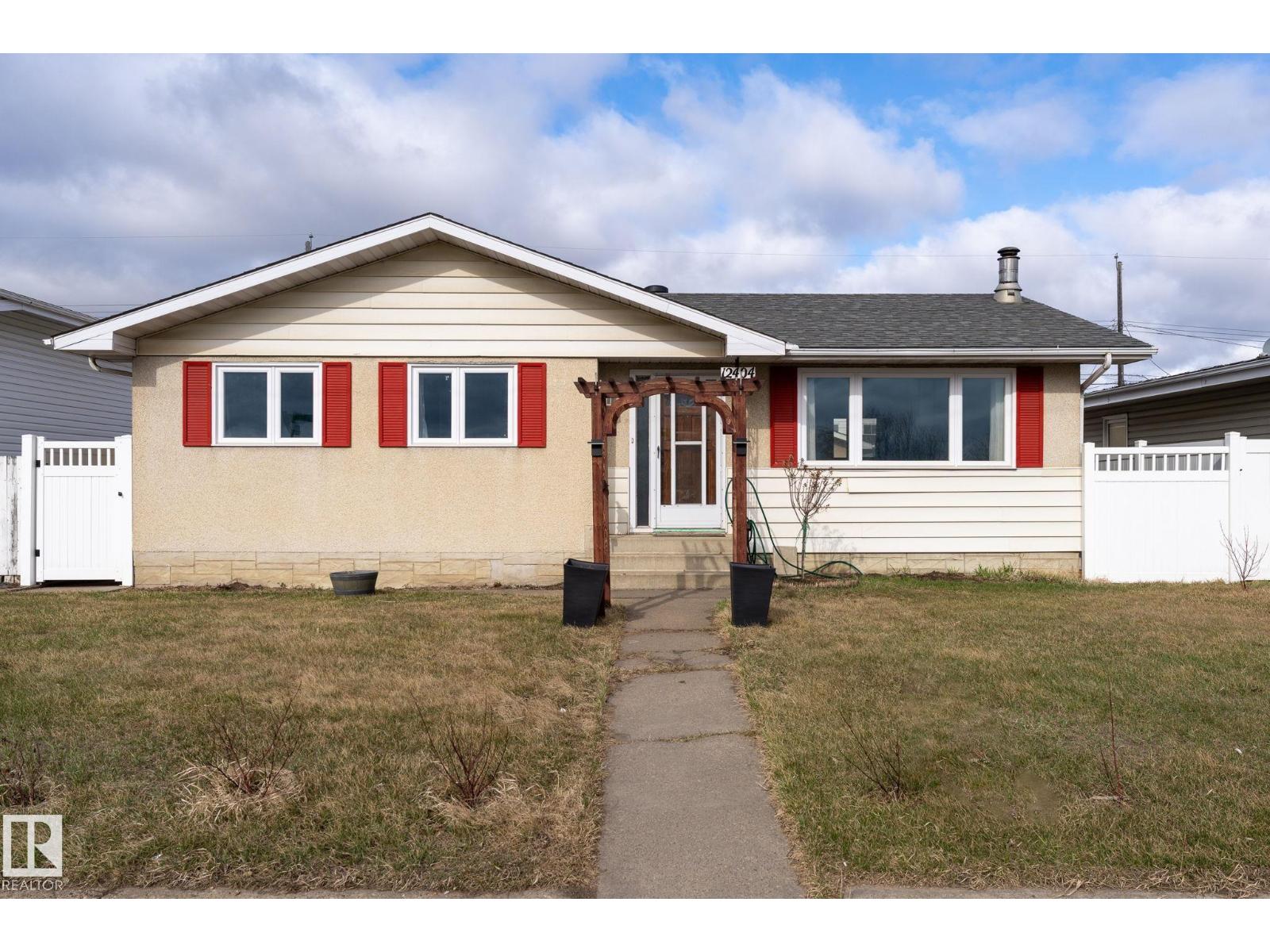 MLS® listing #29657746 for sale located at 12404 50 ST NW NW