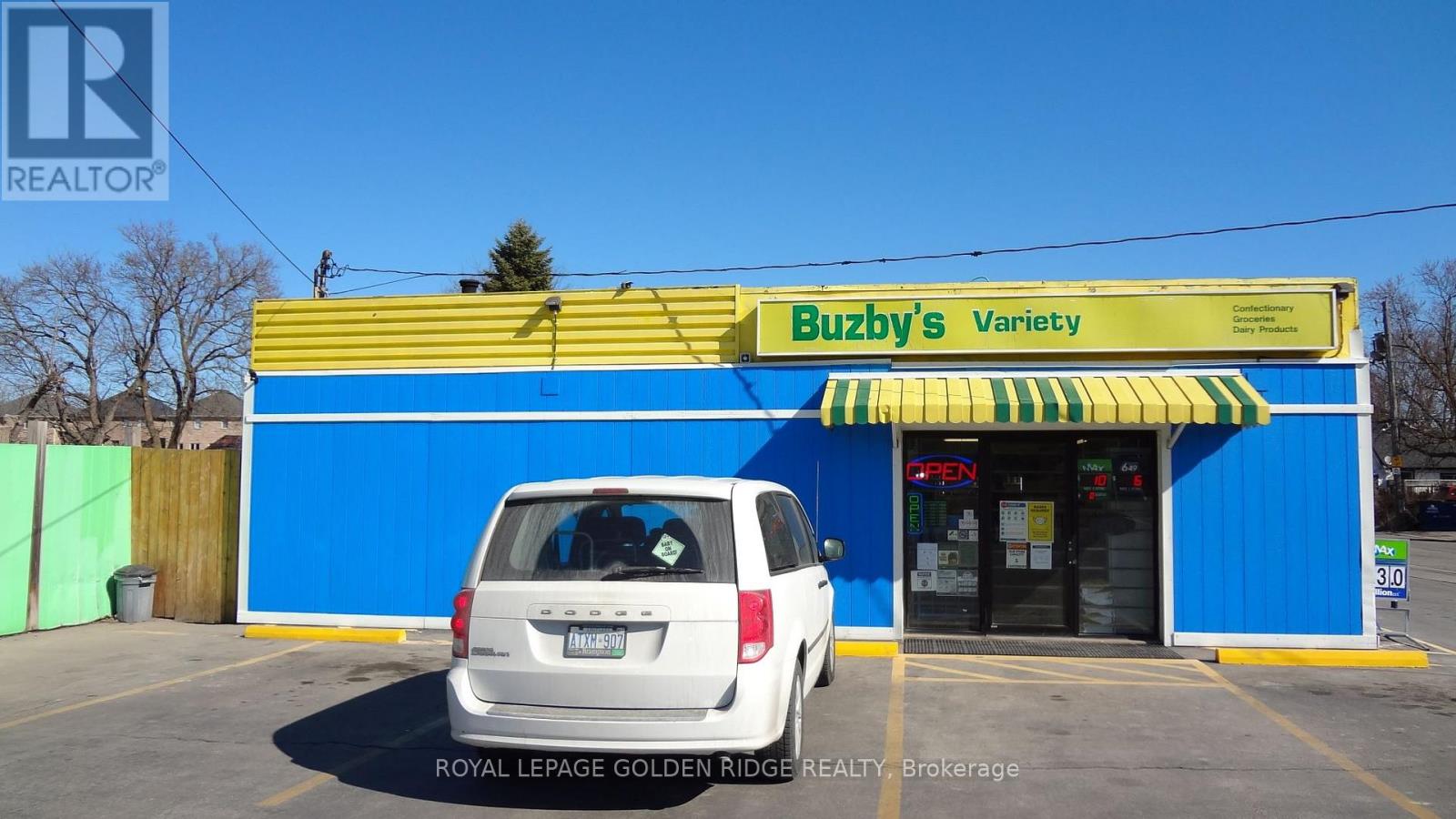 MLS® listing #29658193 for sale located at 223 ST. CATHARINES STREET