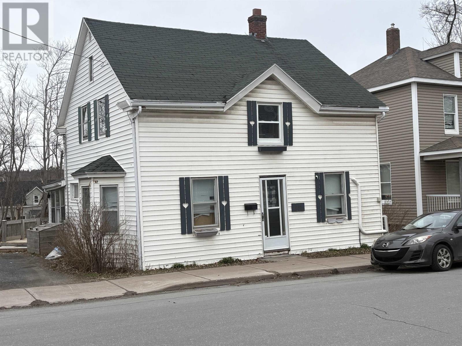 MLS® listing #29659487 for sale located at 235 Temperance Street