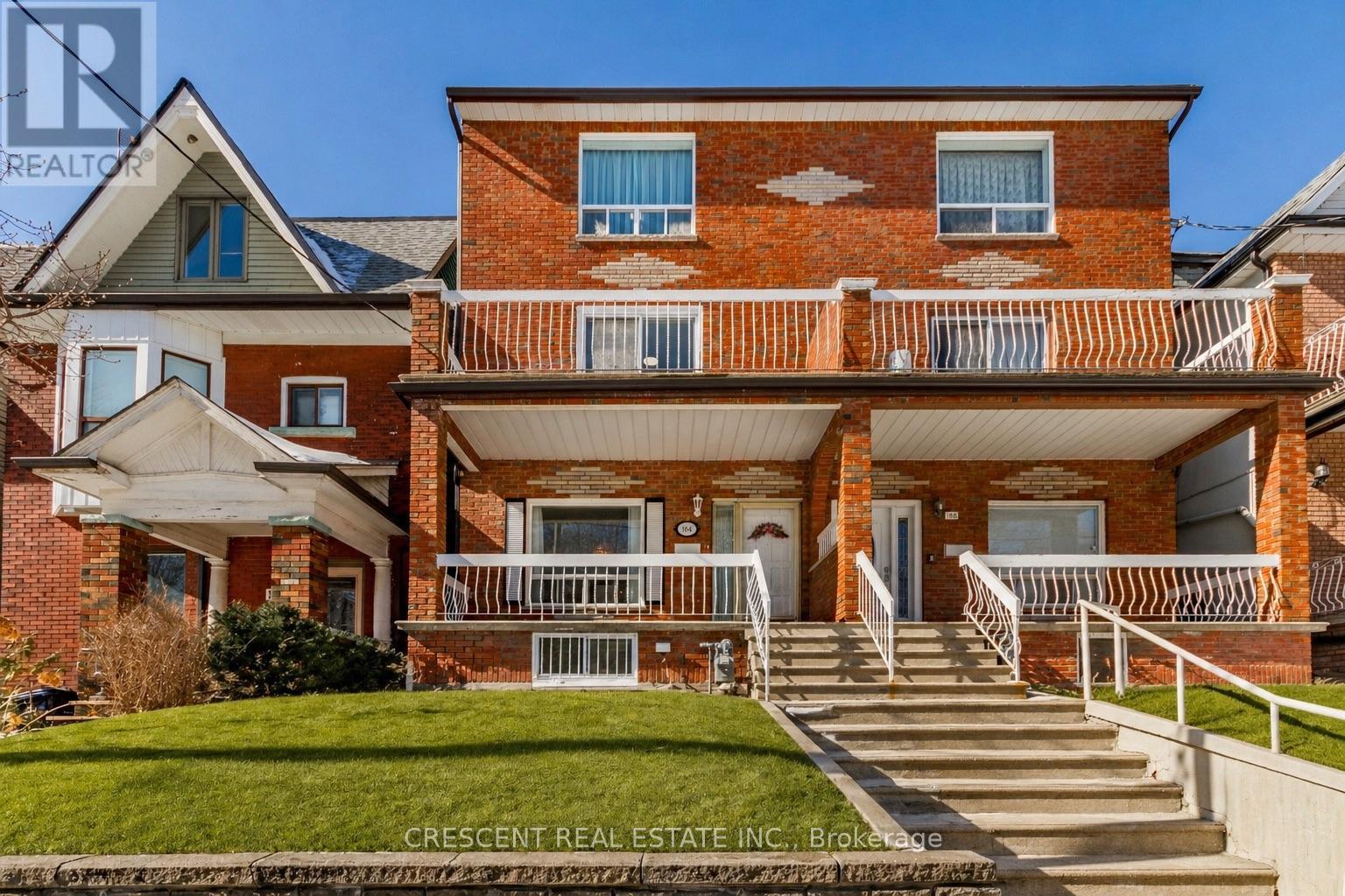 MLS® listing #29659682 for sale located at 164 ROXTON ROAD