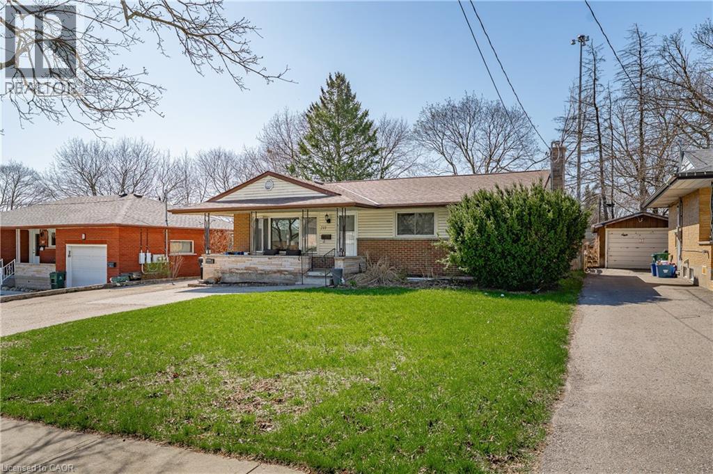 MLS® listing #29661061 for sale located at 211 DIXON Street