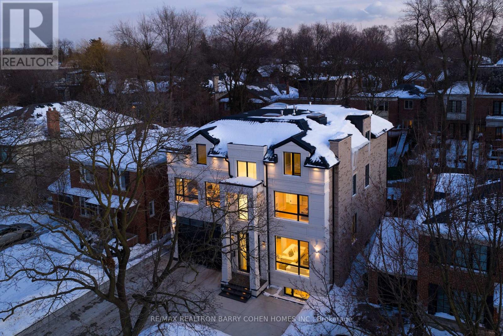 MLS® listing #29662240 for sale located at 615 BRIAR HILL AVENUE