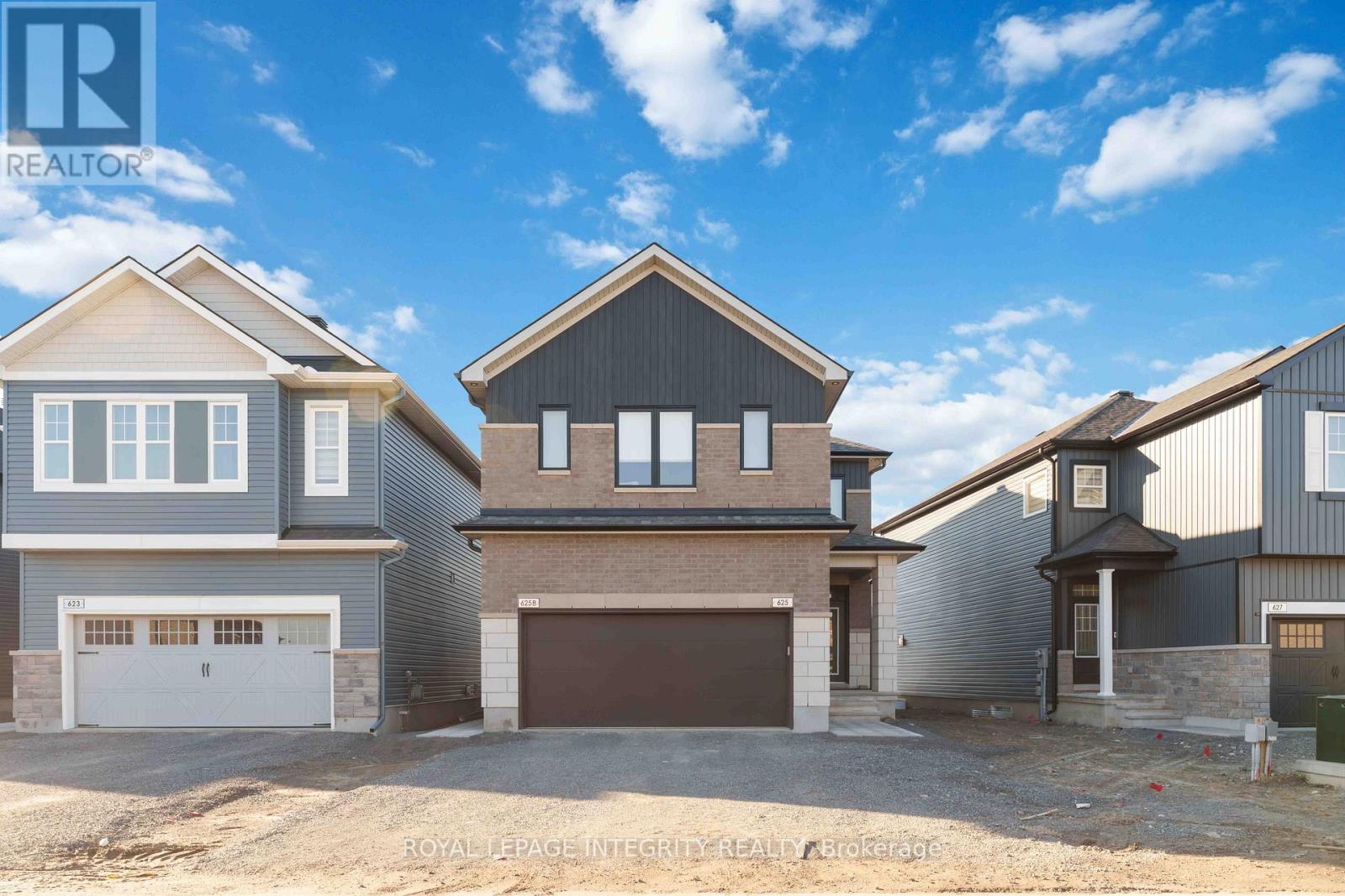 MLS® listing #29664698 for sale located at #B - 625 PAAKANAAK AVENUE