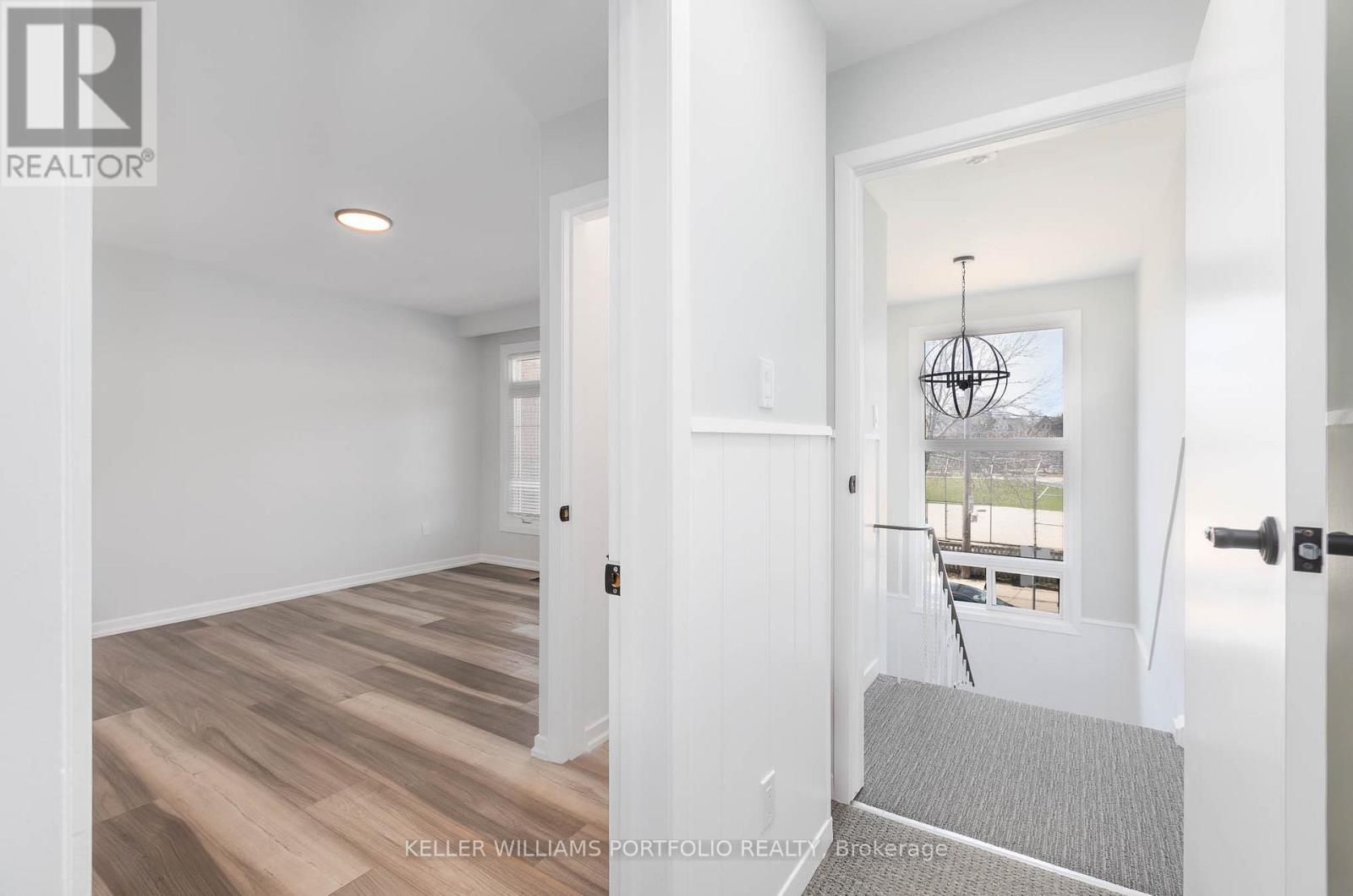 MLS® listing #29664733 for sale located at 3 - 99 WEST LODGE AVENUE