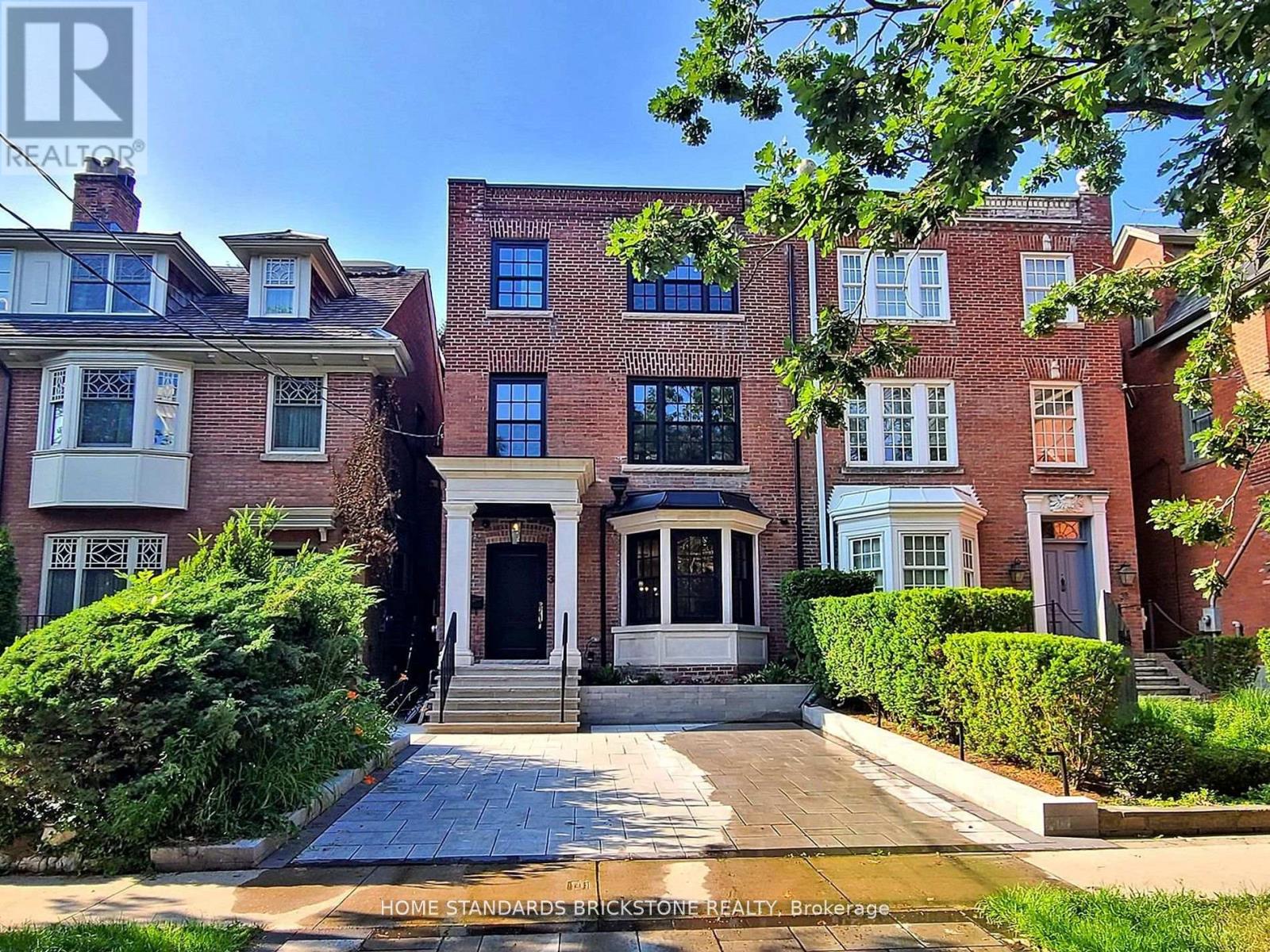 MLS® listing #29664805 for sale located at 38 ELGIN AVENUE