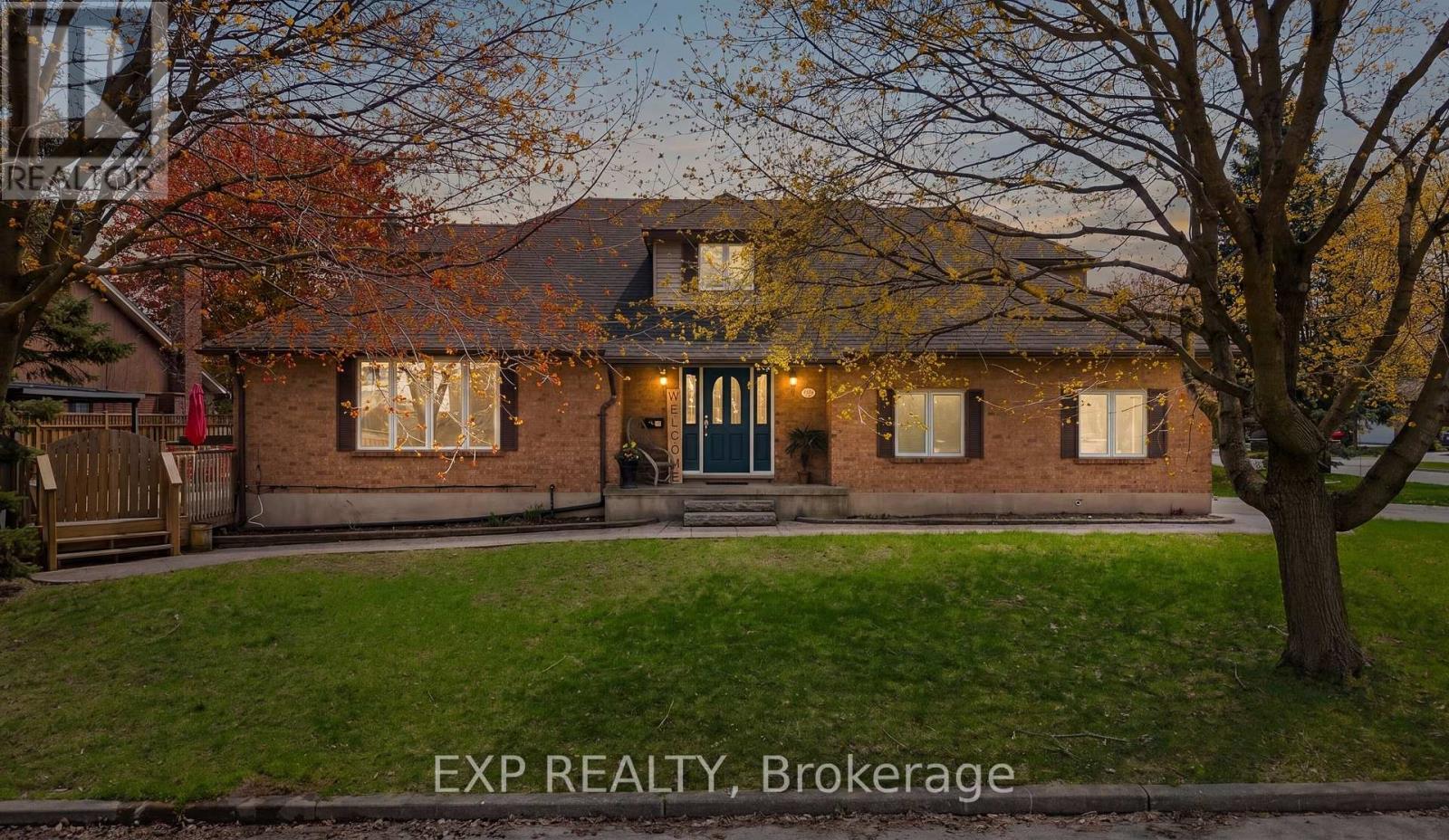 MLS® listing #29665422 for sale located at 381 TIMLOCK PLACE