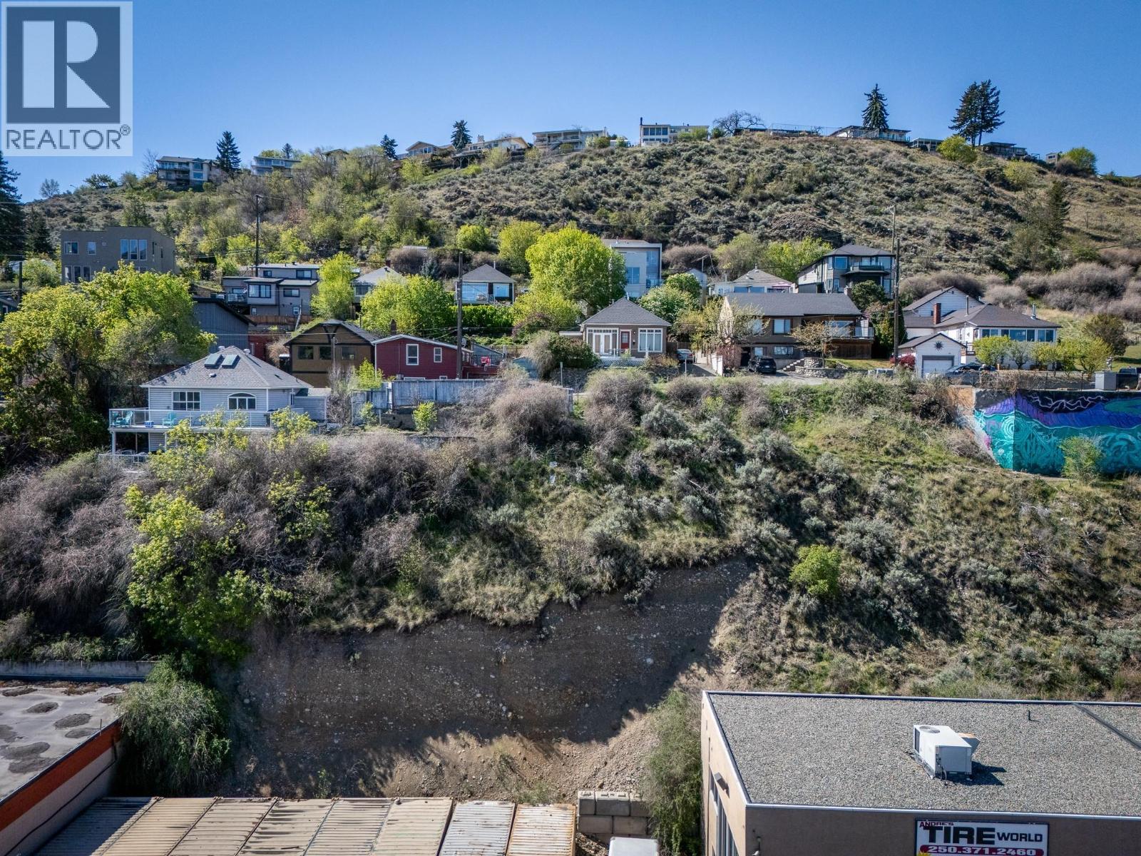 MLS® listing #29666742 for sale located at 366 SEYMOUR  W Street