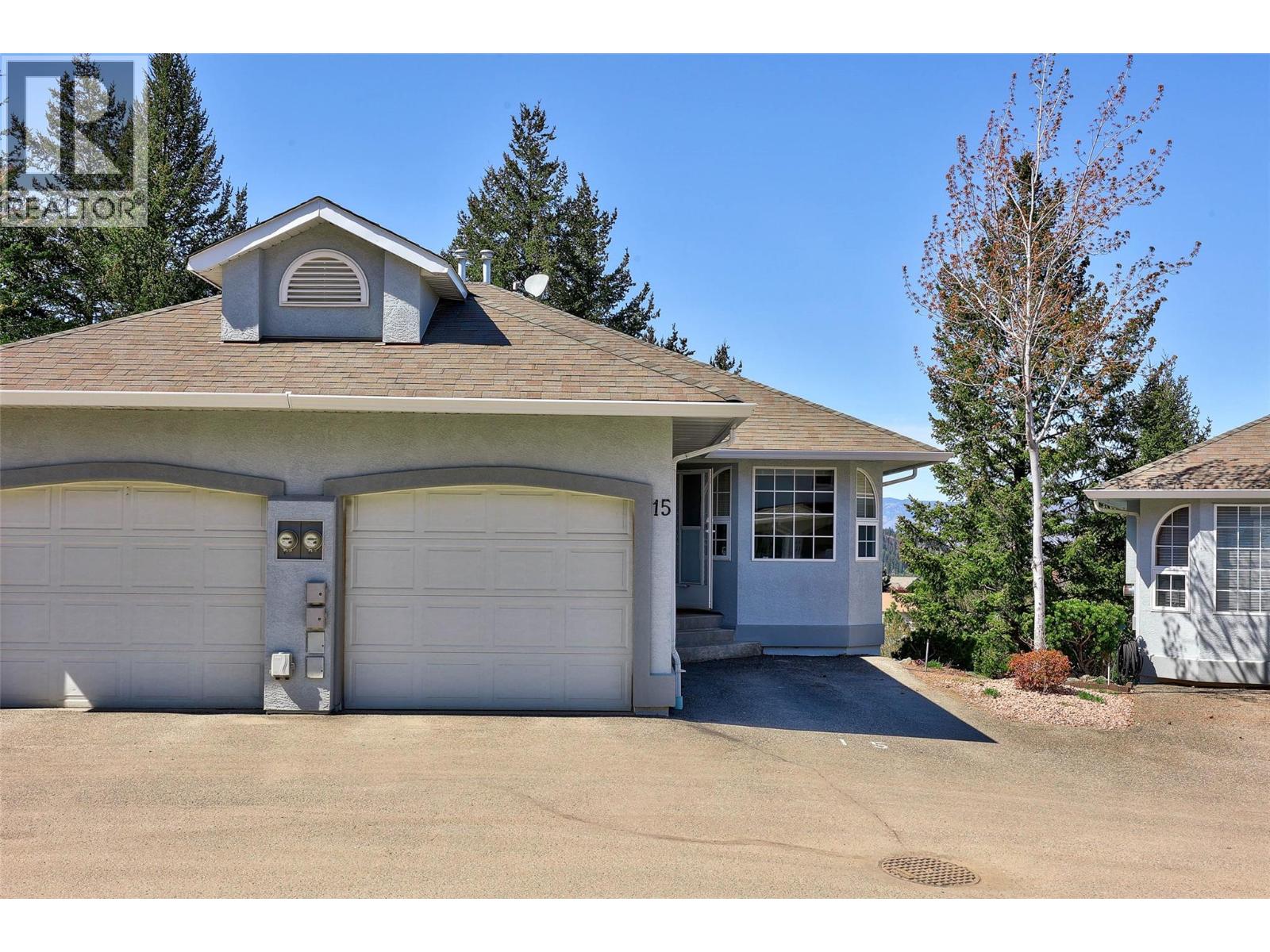 MLS® listing #29667678 for sale located at 481 Monarch Court Unit# 15