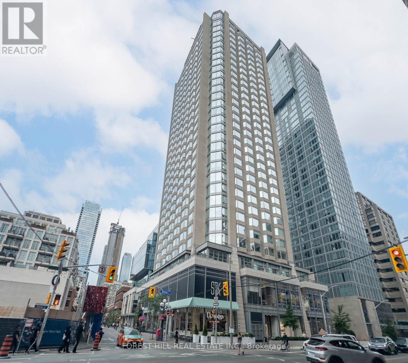 MLS® listing #29668930 for sale located at 2917 - 155 YORKVILLE AVENUE