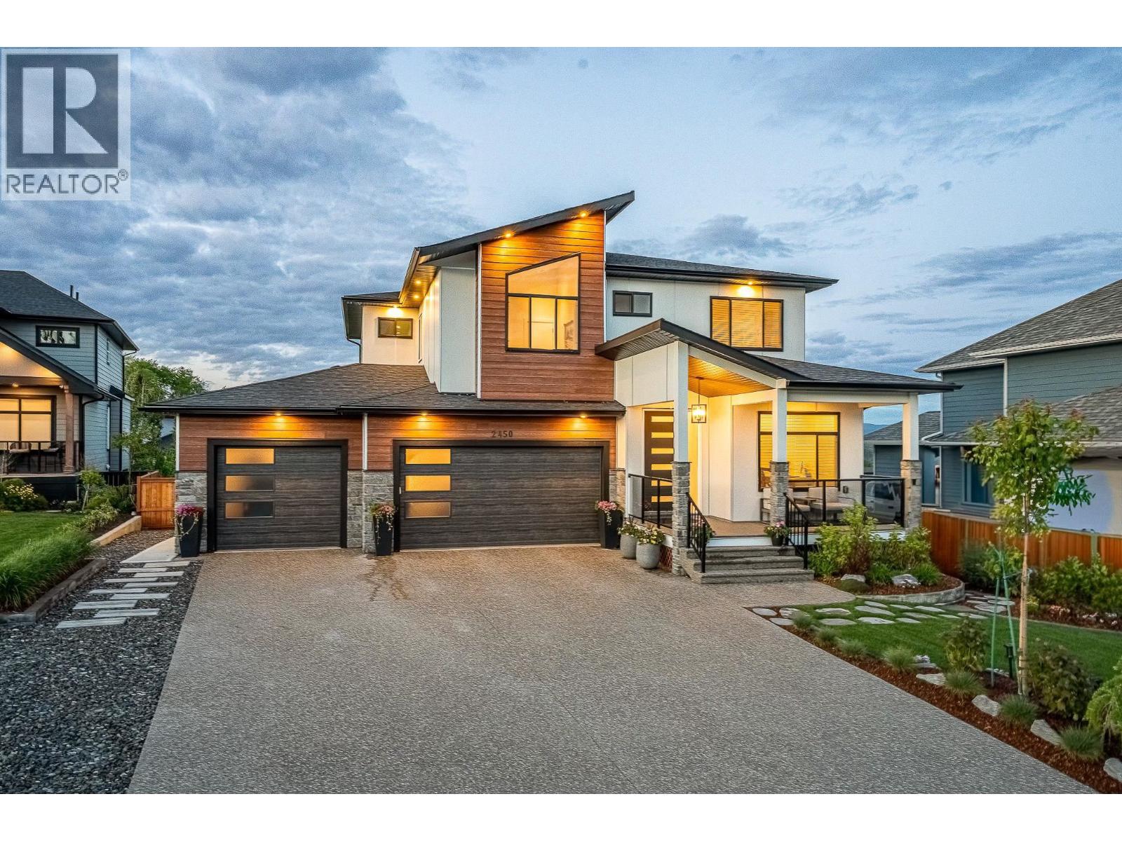 MLS® listing #29670163 for sale located at 2450 GRAFTON PLACE