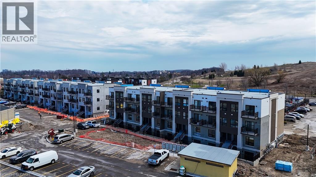 MLS® listing #29670174 for sale located at 25 PALACE Street Unit# P31