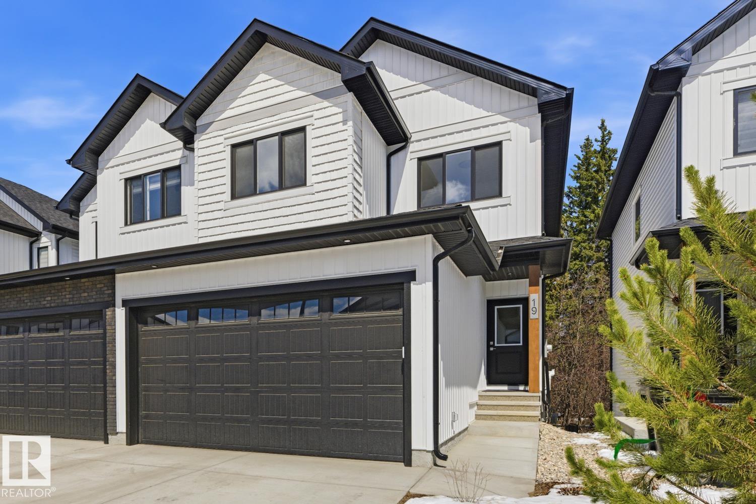 MLS® listing #29670178 for sale located at #19 5122 213A ST NW