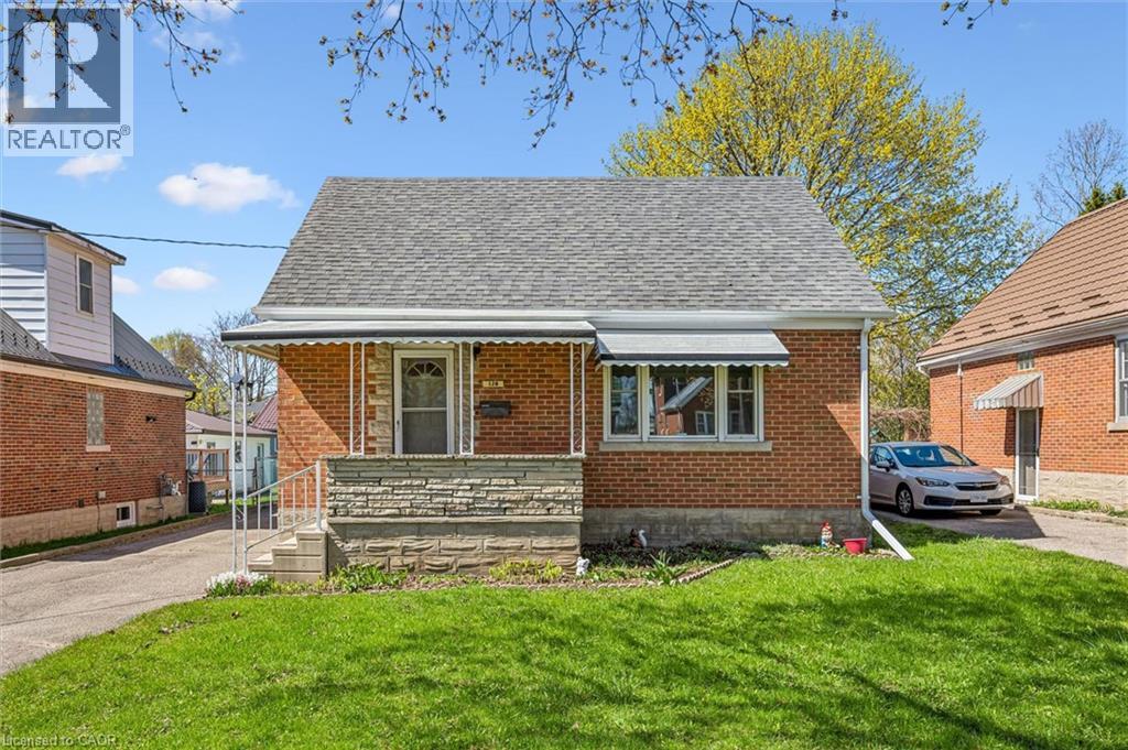 MLS® listing #29670519 for sale located at 128 MAUSSER Avenue