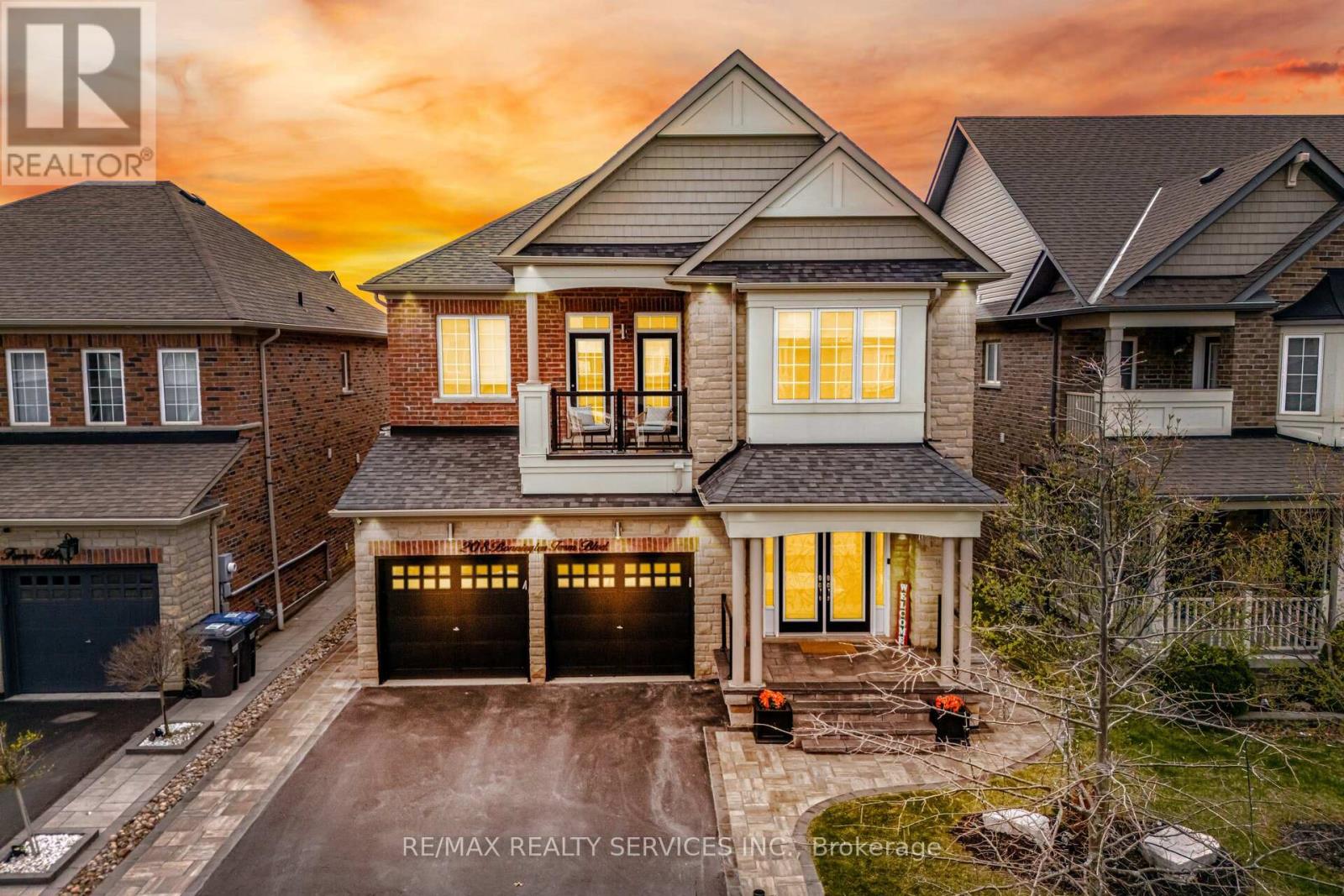 MLS® listing #29670781 for sale located at 208 BONNIEGLEN FARM BOULEVARD