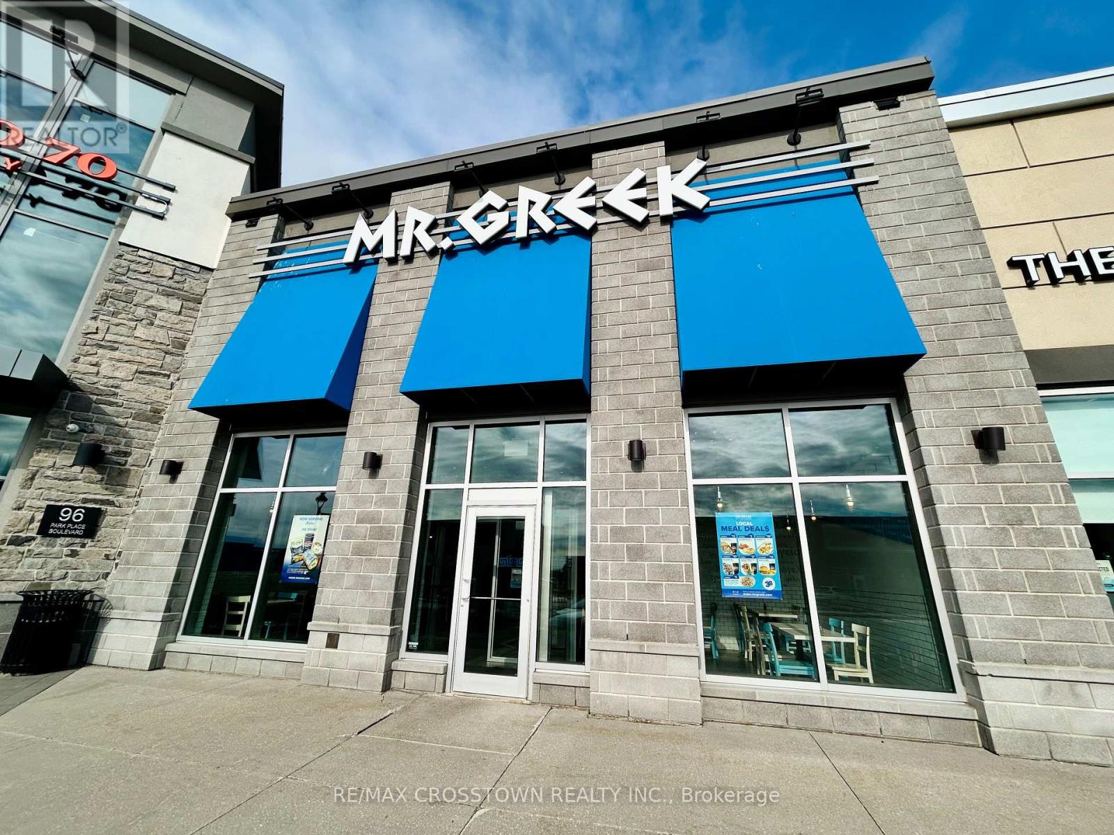 MLS® listing #29670907 for sale located at 5-1 - 90 PARK PLACE BOULEVARD