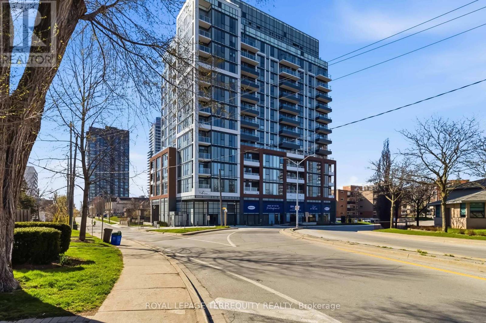 MLS® listing #29670926 for sale located at 811 - 2088 JAMES STREET