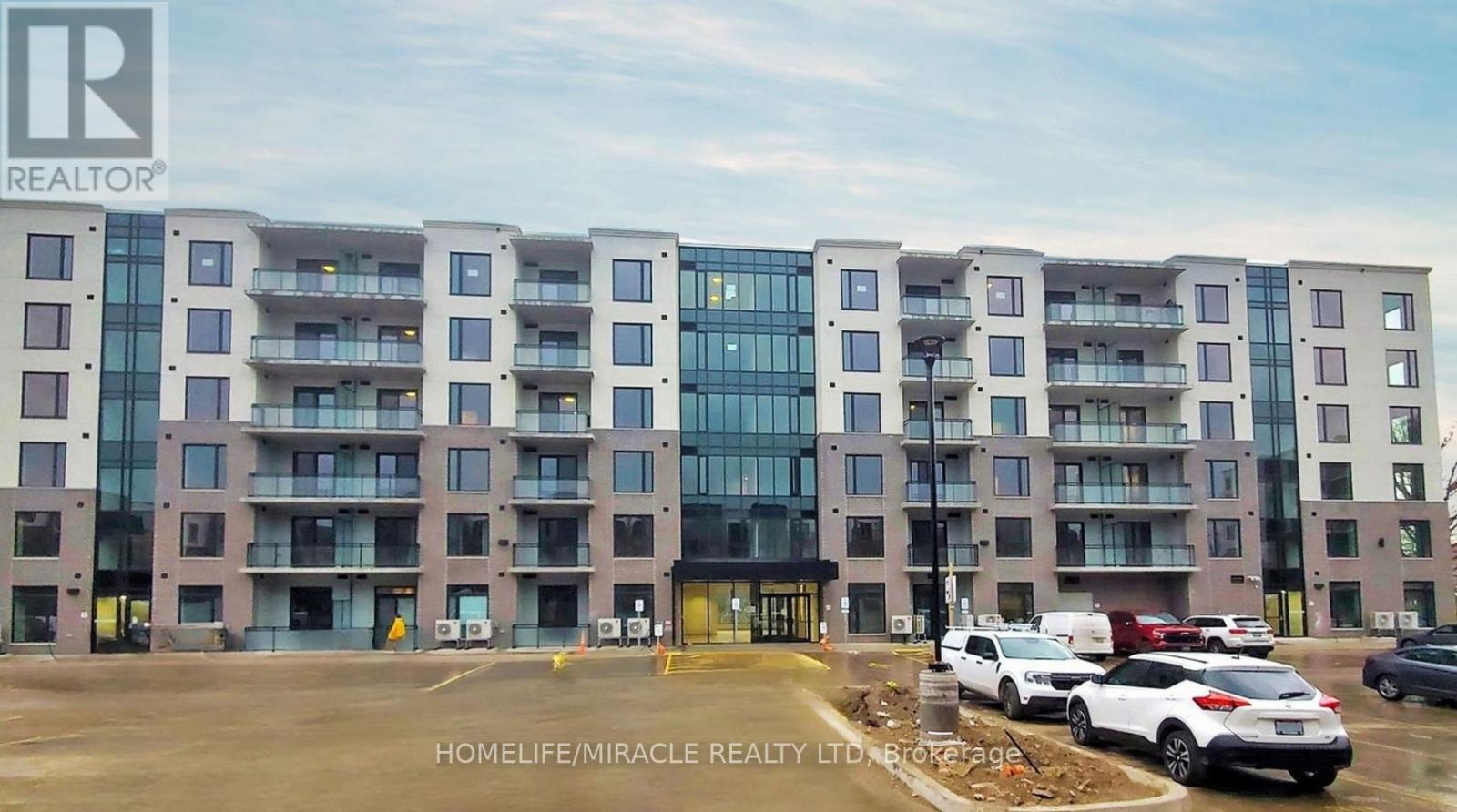 MLS® listing #29670945 for sale located at 502 - 107 ROGER STREET
