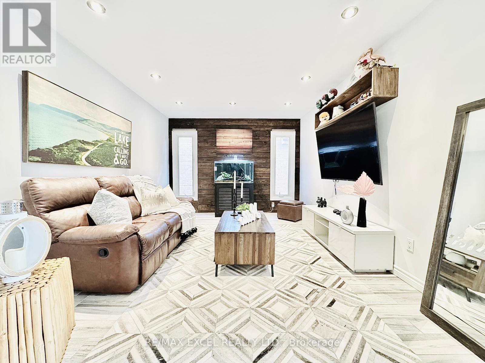 MLS® listing #29671513 for sale located at 150 TROTHEN CIRCLE