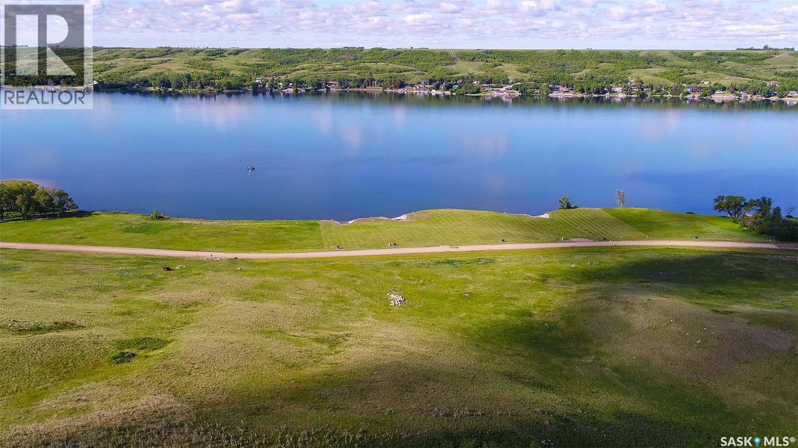 MLS® listing #29671746 for sale located at 833 Daniel DRIVE