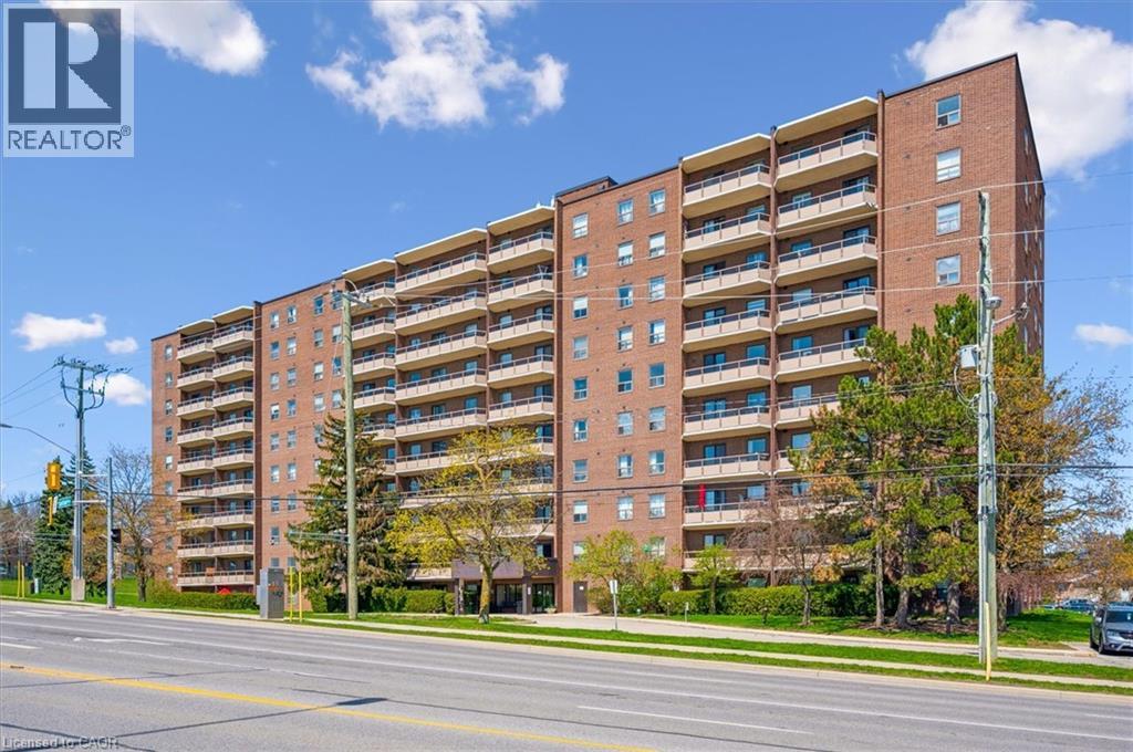 MLS® listing #29672505 for sale located at 1100 COURTLAND Avenue E Unit# 302