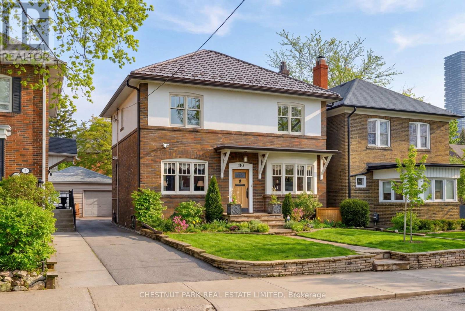 MLS® listing #29673757 for sale located at 110 HILLSDALE AVENUE W