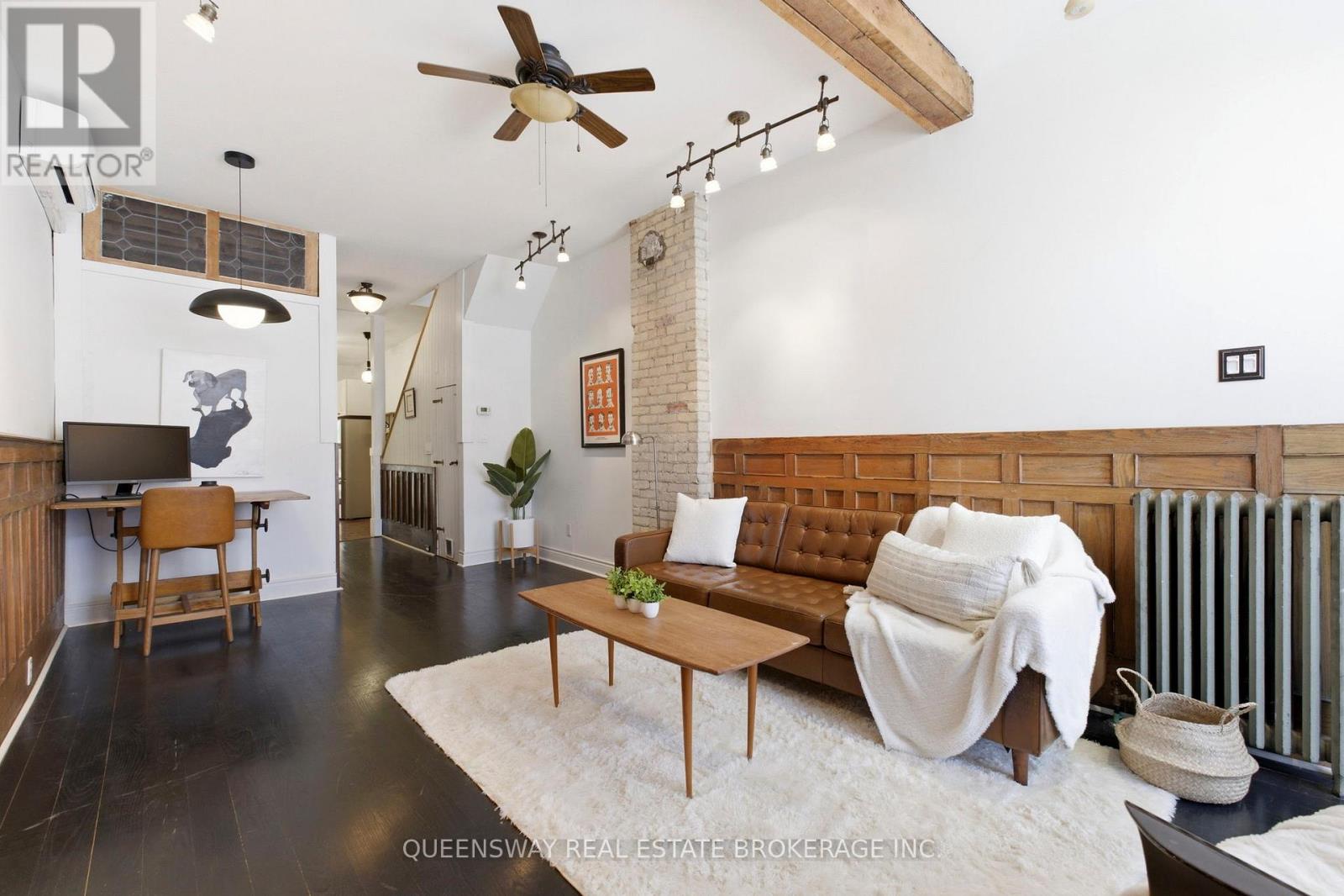 MLS® listing #29676340 for sale located at 992 DOVERCOURT ROAD